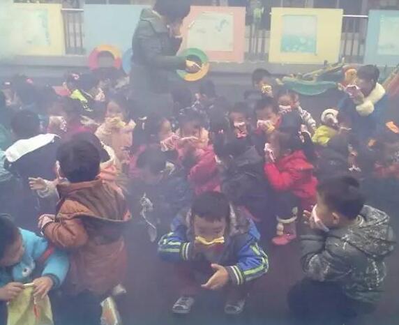 郑州幼儿园失火 家长如何教会宝宝应急？