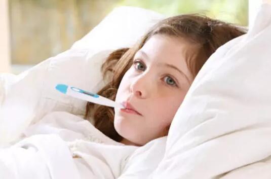 宝宝一咳嗽就止咳，一发烧就退热，一生病就输液，可行吗？
