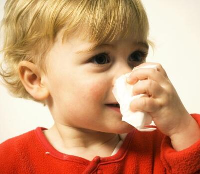 婴儿湿纸巾为什么引起红疹？